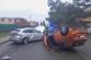041225-Osobní auto po nárazu do zaparkovaného vozu před základní školou v Bělé pod Bezdězem.jpg