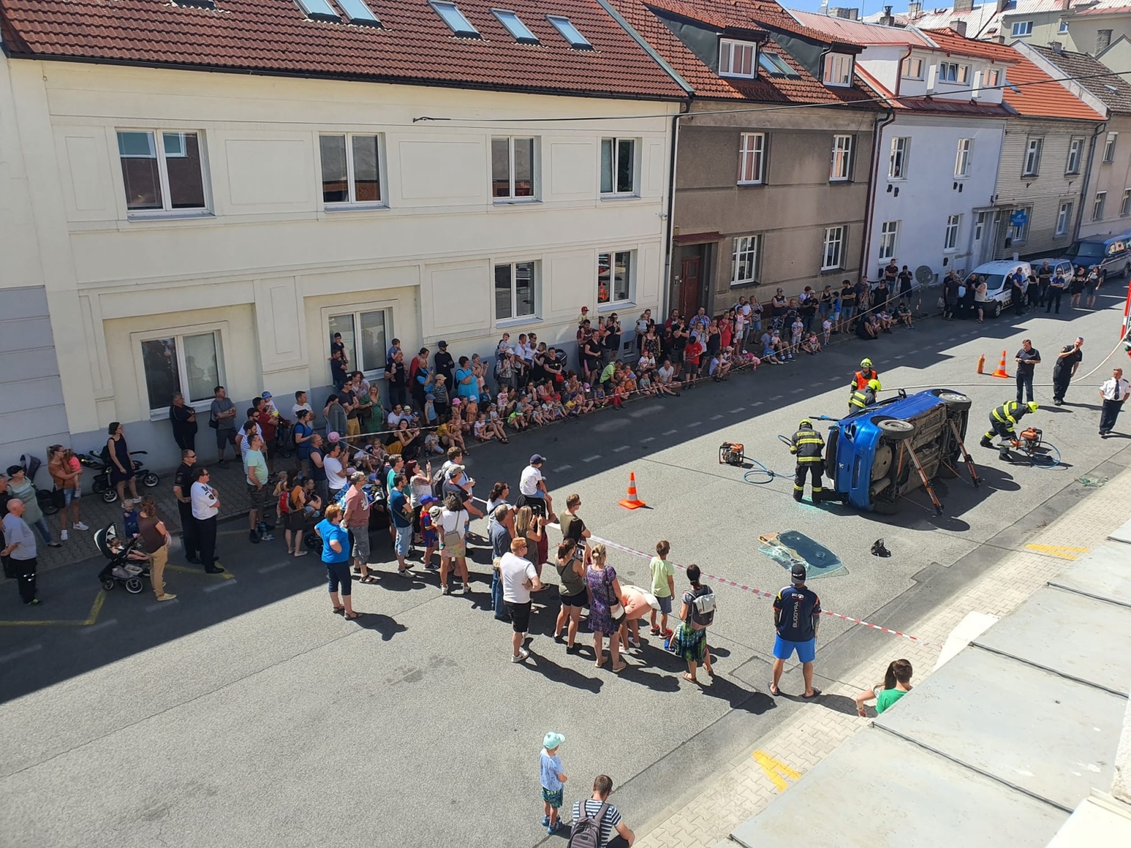 010 - oslavy 70. výročí založení profesionálních hasičů v Kladně.jpg