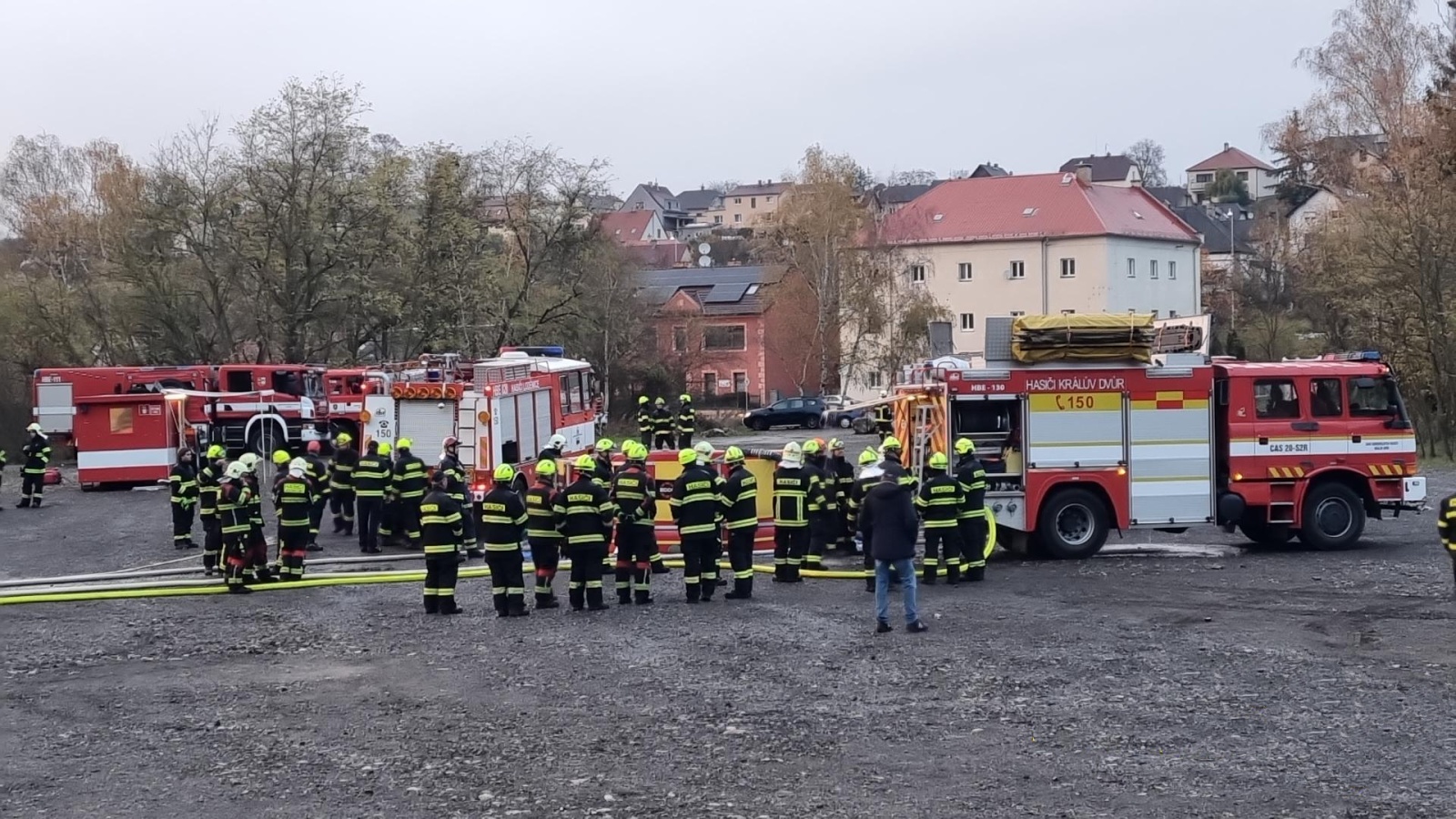 012-Výcvik hasičů na berounsku.jpg