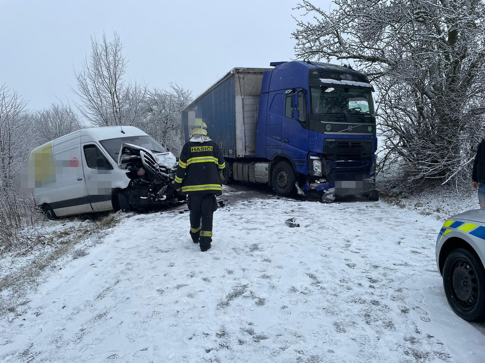 012 - čtvrteční dopravní nehody.jpg