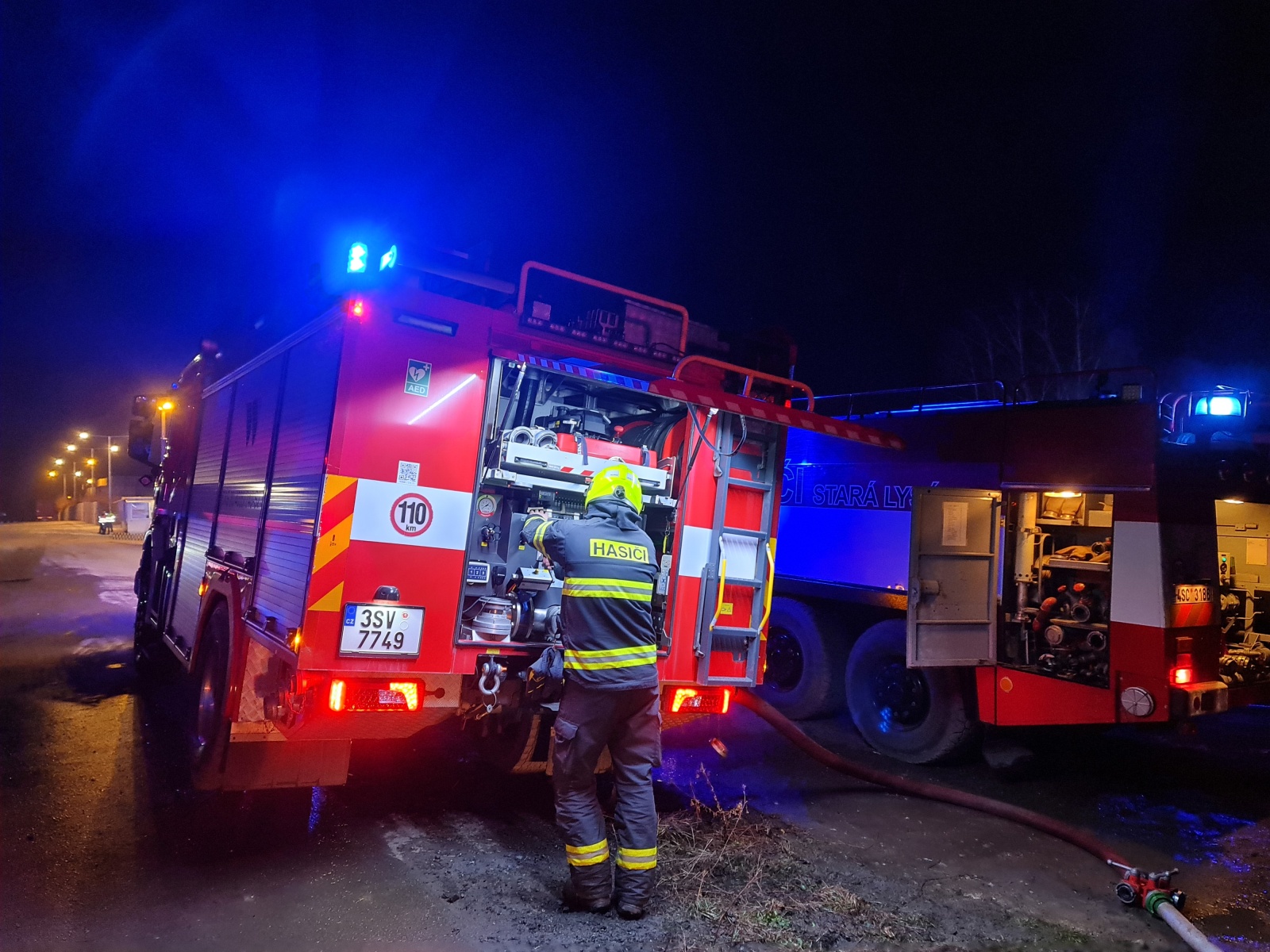 013-Požár skladovací haly v Předměřicích nad Jizerou.jpg