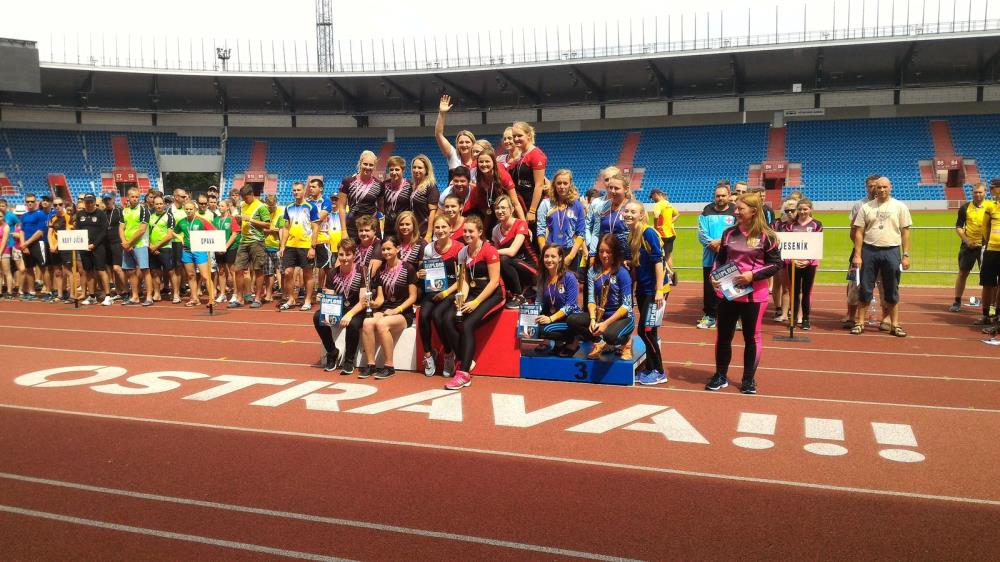 02pozarnisportOstrava2016-strupnevitezuSDHzenyOLK.jpg