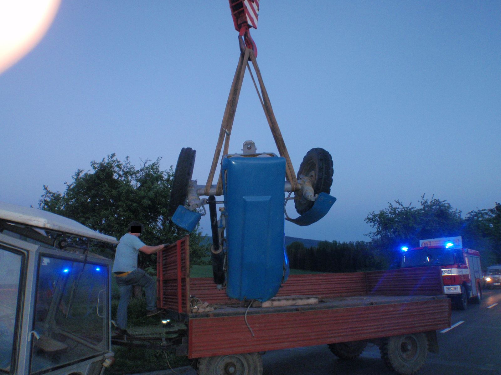 04.jpg