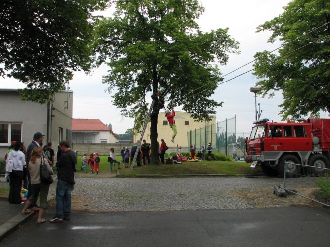 06.JPG