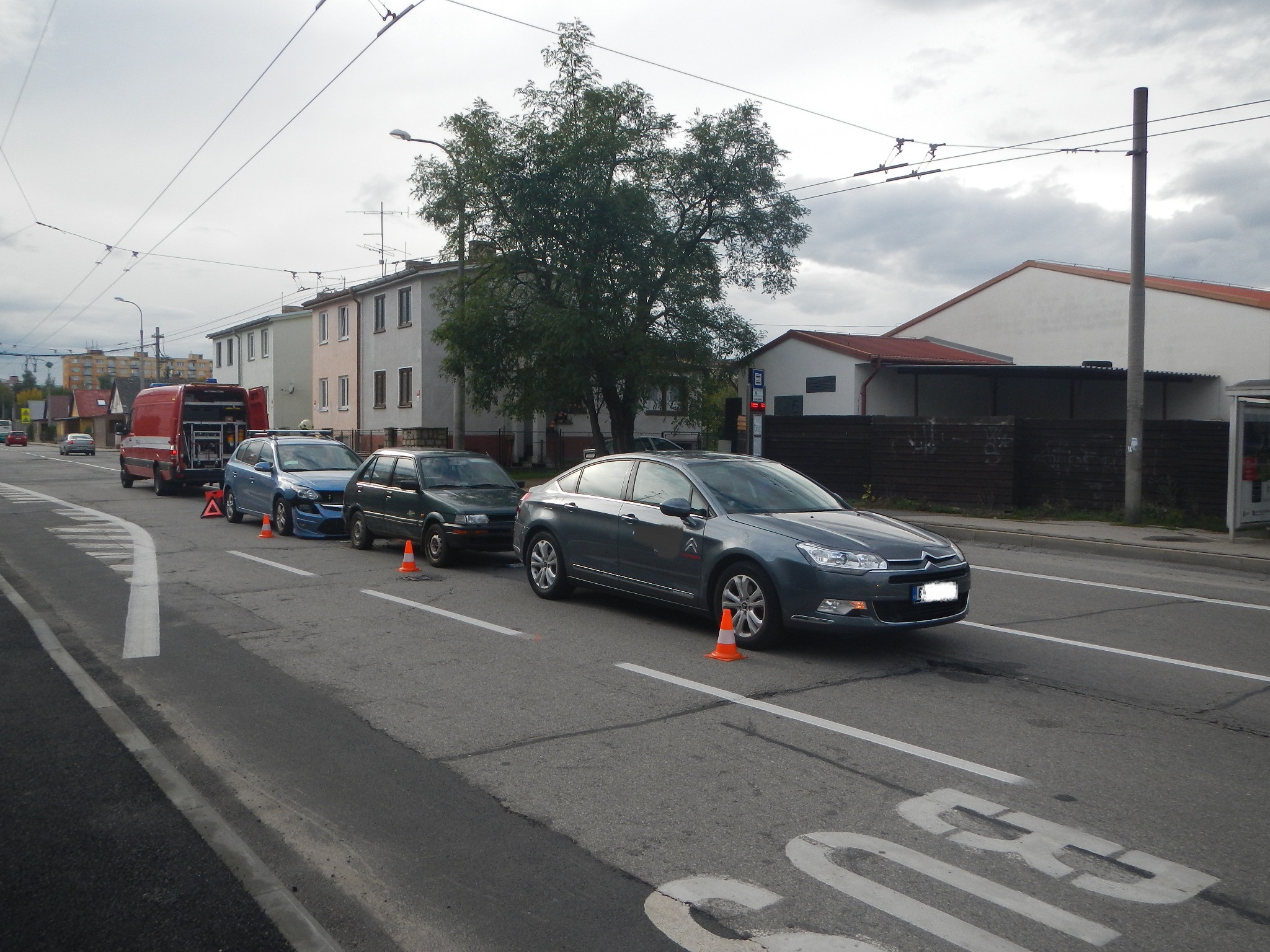 1 Dopravní nehoda 3 OA, České Budějovice (4).jpg