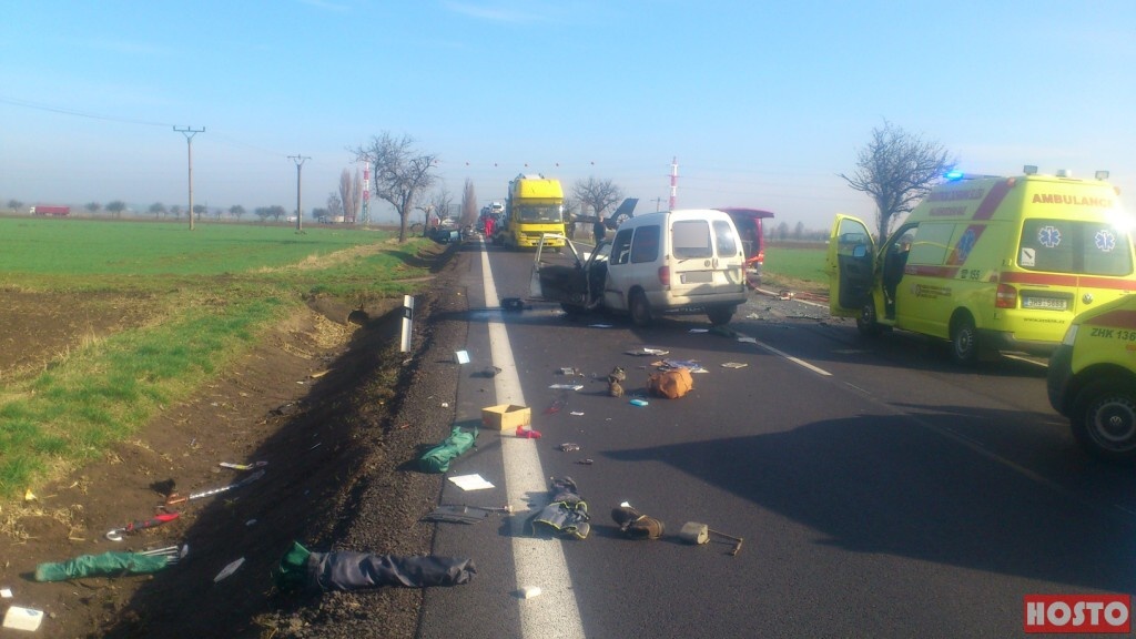 14-03-20 sil.č.I-33, HK-Jaroměř (2).jpg