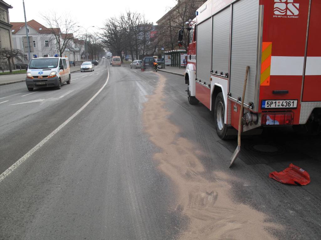 18.2.2014 foto/18.2.2014 UNL Plzeň - Chodské nám..jpg