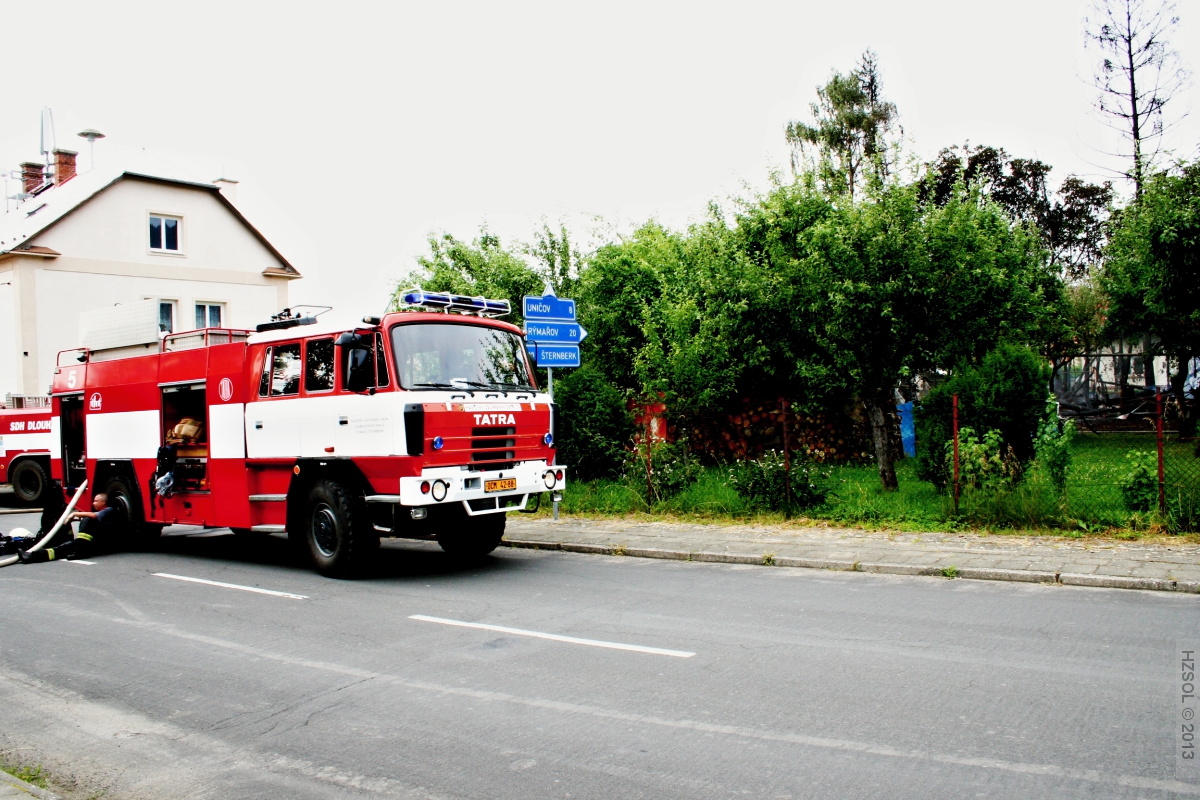 2 21-6-2013 požár kůlny Paseka (2).JPG