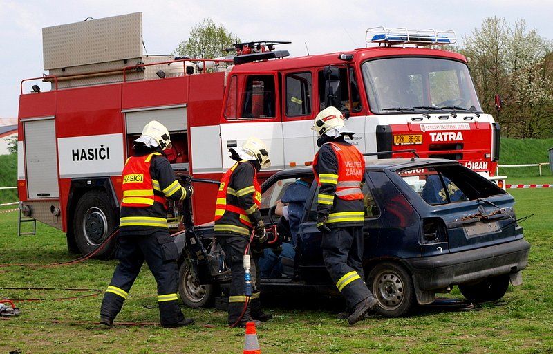 20130427_den_izs_brodek02.jpg