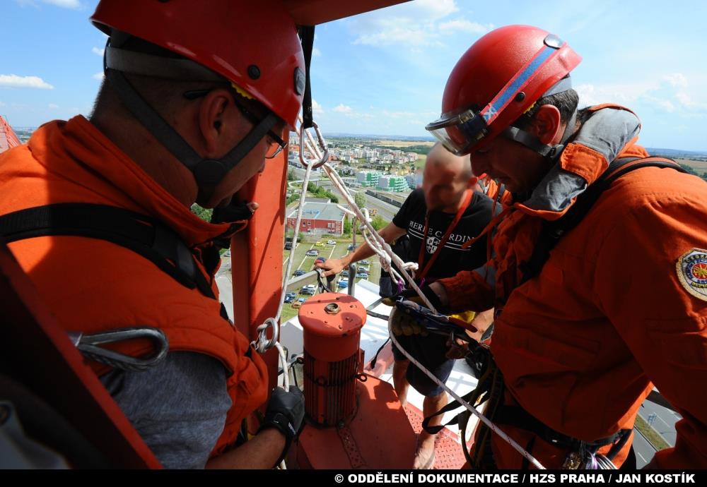 20160711A_Jerab_kostik03.jpg