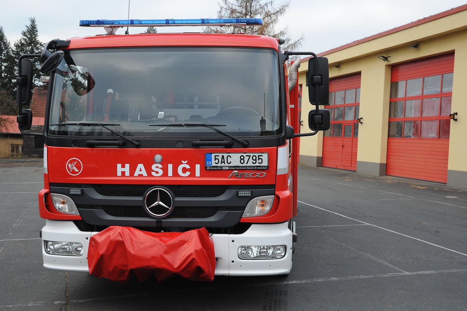 20161216C_Mercedes_Pů002.JPG
