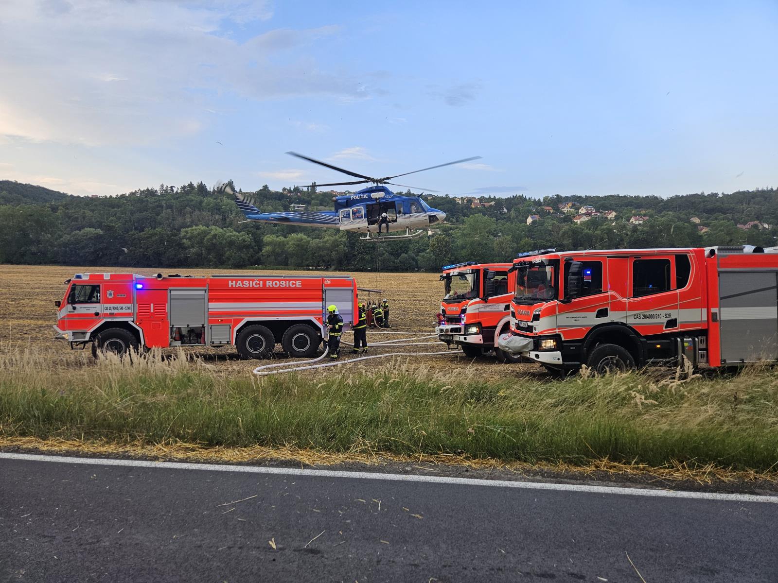2026-07-31 požár lesního porostu, Tetčice/9.jpg
