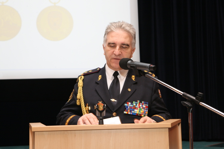 203U0120.JPG