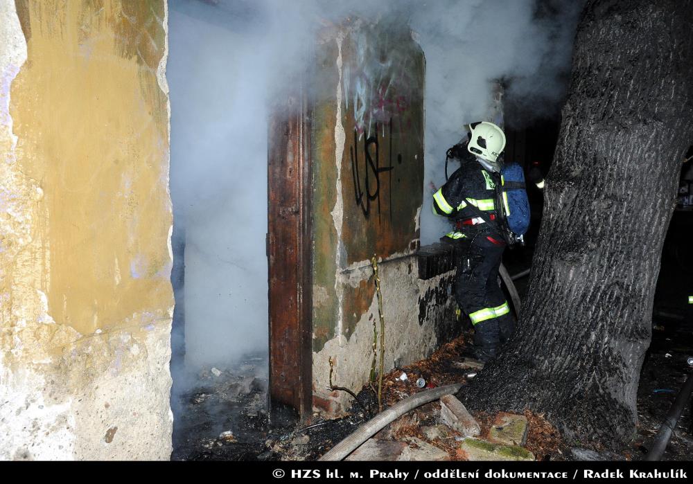 2_20151231C_demolice_Kr003.jpg