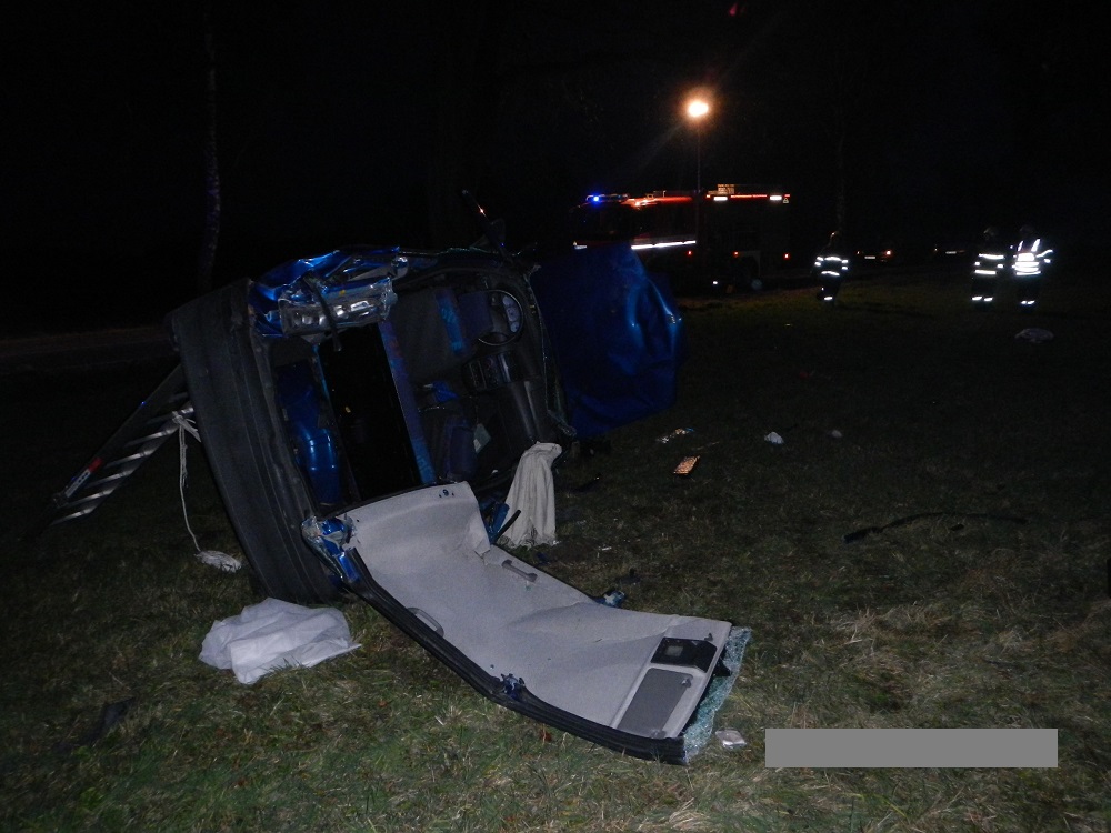3 Dopravní nehoda OA, Veselka - 27. 11. 2014 (1).JPG