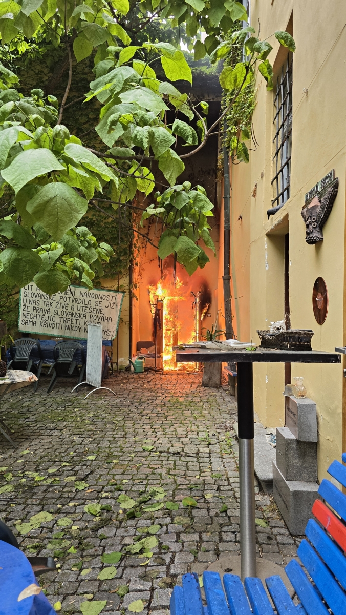 3 Požár Pálffyho paláce