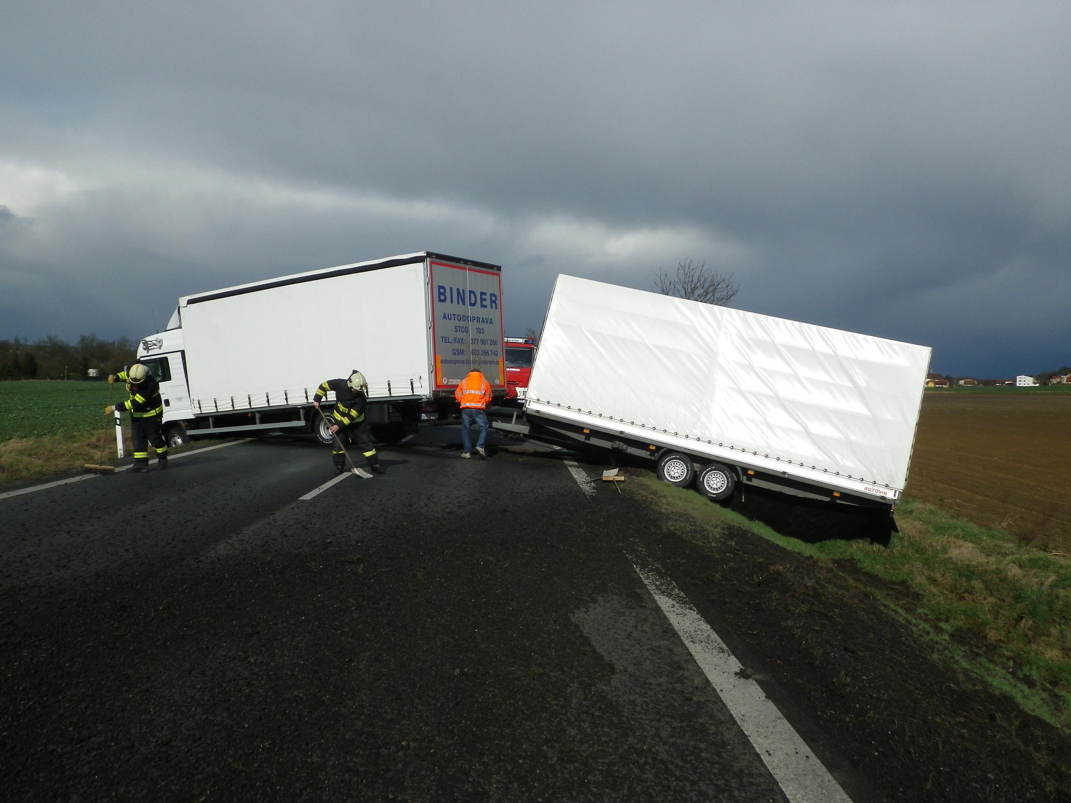 30.3.2015 NA - poryv větru.JPG