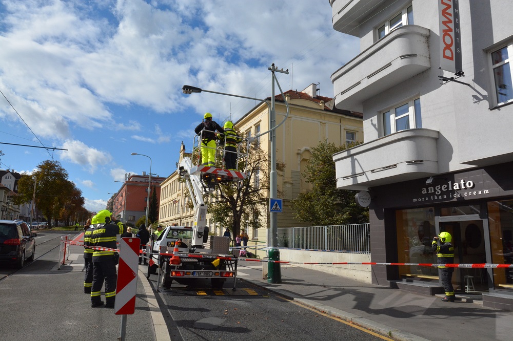 5 Spadlá lampa Bělohorská