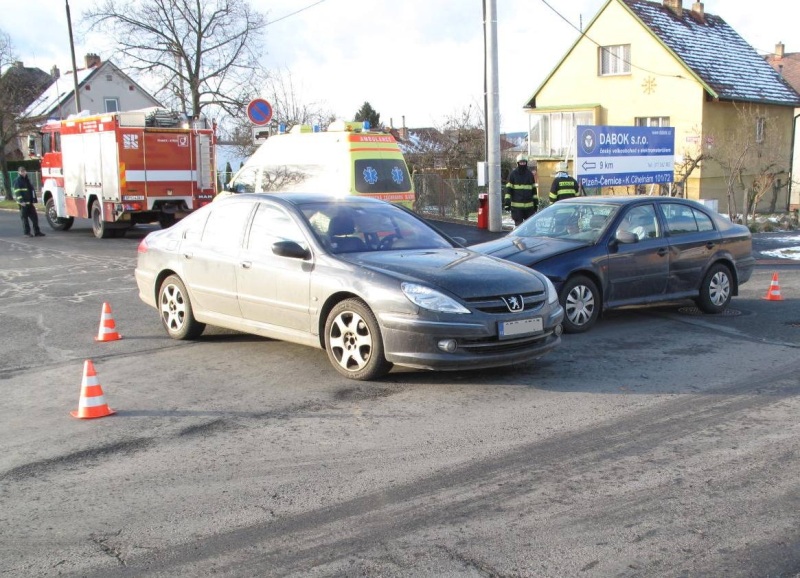 6.12.2013 foto/6.12.2103 DN Hřbitovní x Mohylova.jpg