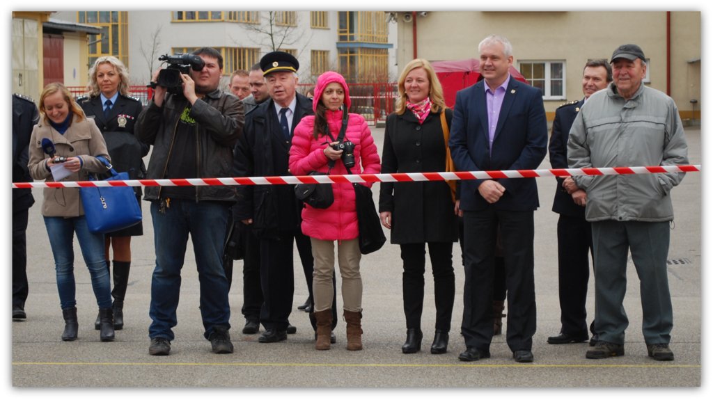 8 Předání techniky, Jindřichův Hradec - 23. 2. 2016 (8).JPG