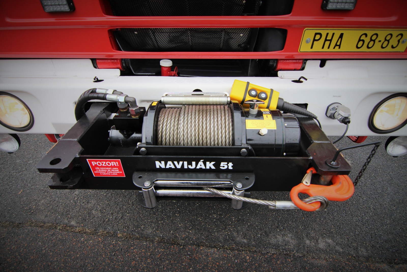 AV20-042.JPG