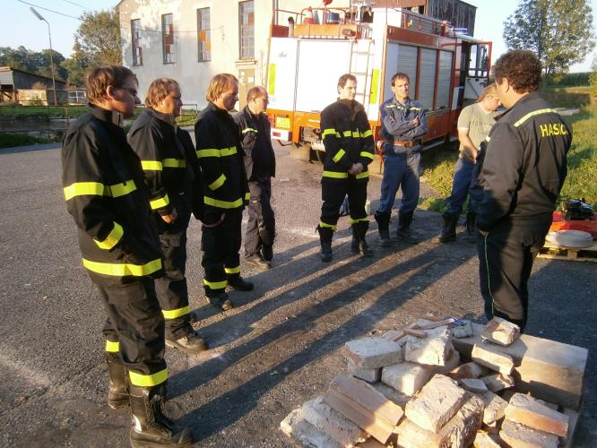 Třetí běh kurzu praktické přípravy uspořádal HZS Pardubického kraje v prostorách Rekreačního střediska Balda u Poličky 