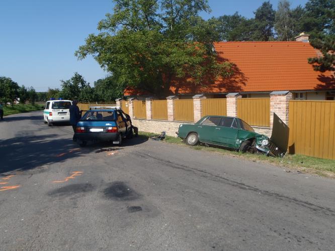 Hasiči také odstráňovali následky nehody v Morašicích