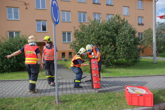 DN_MANvyprostenikontejnerTrojanovice (12).JPG