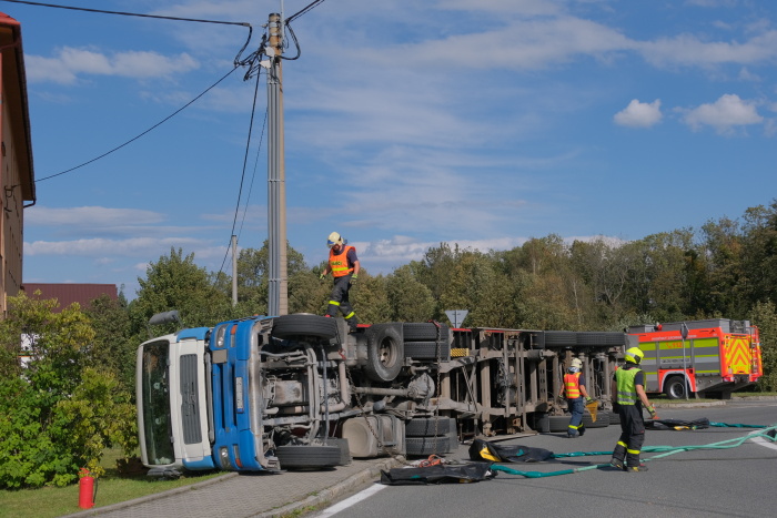 DN_MANvyprostenikontejnerTrojanovice (3).JPG