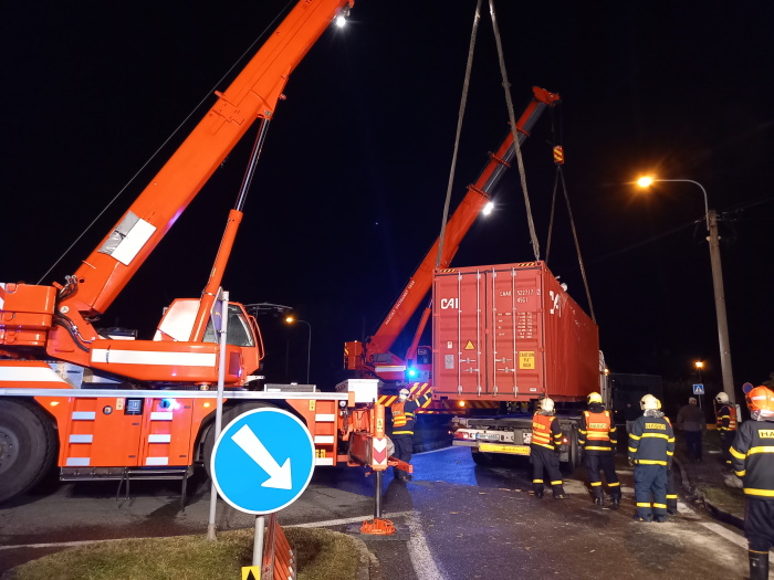 DN_MANvyprostenikontejnerTrojanovice (37).jpg