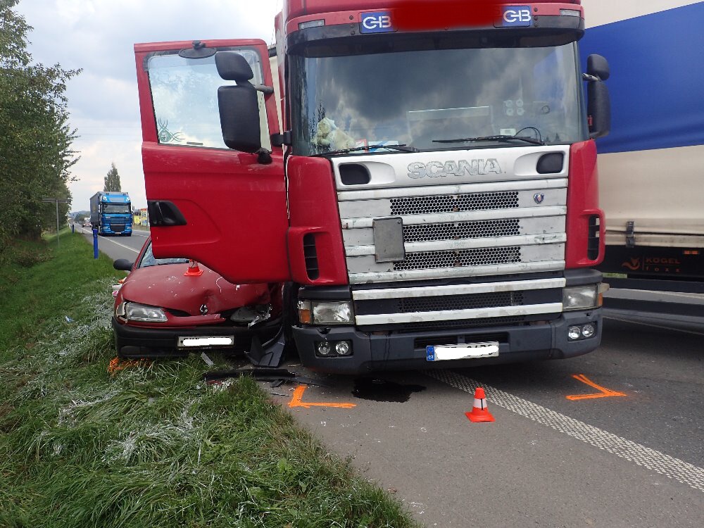 DNkamionScaniaaRenaultBystrice (FM) (3).JPG