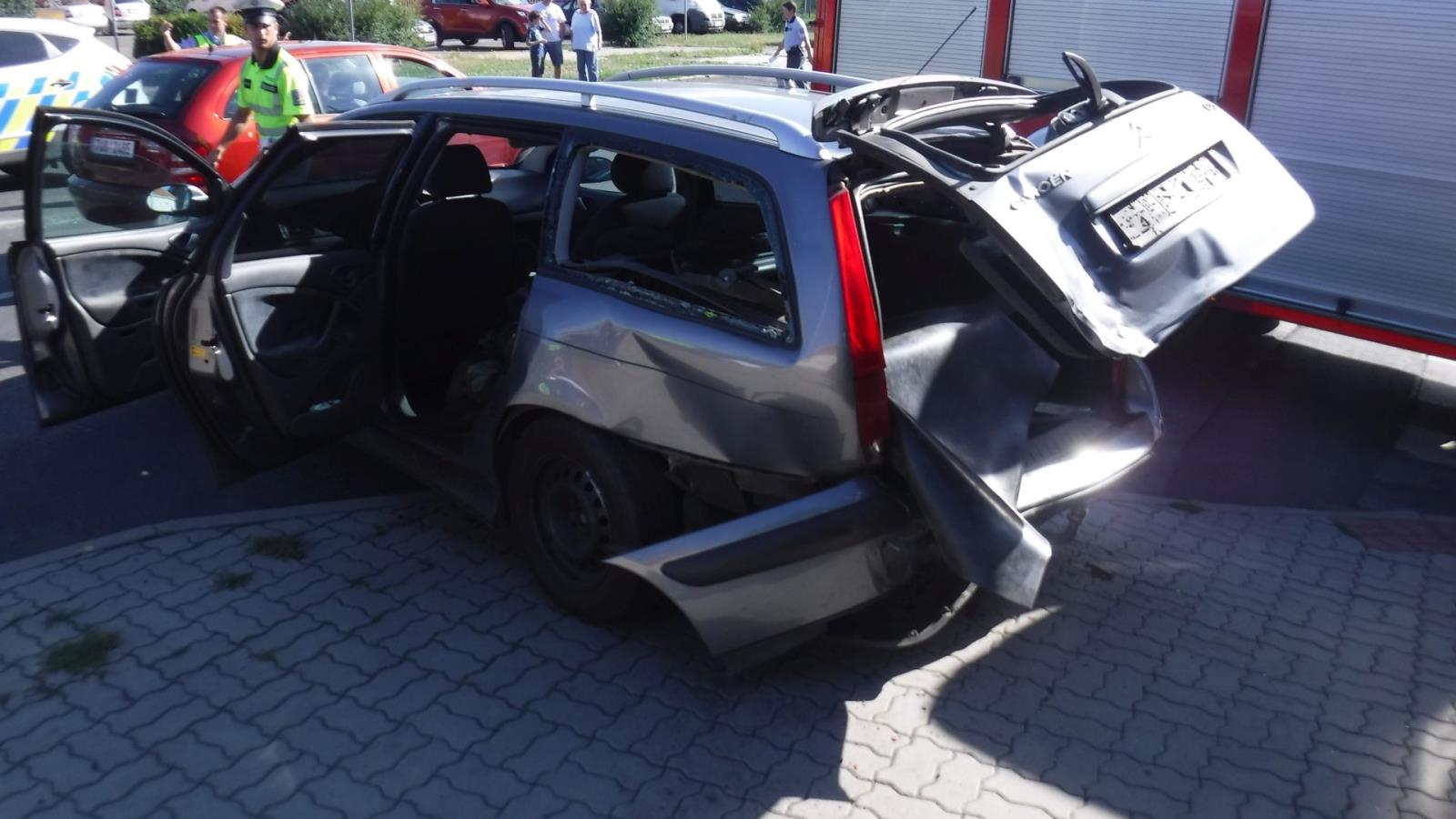Dopravní nehoda Chomutov (1).JPG