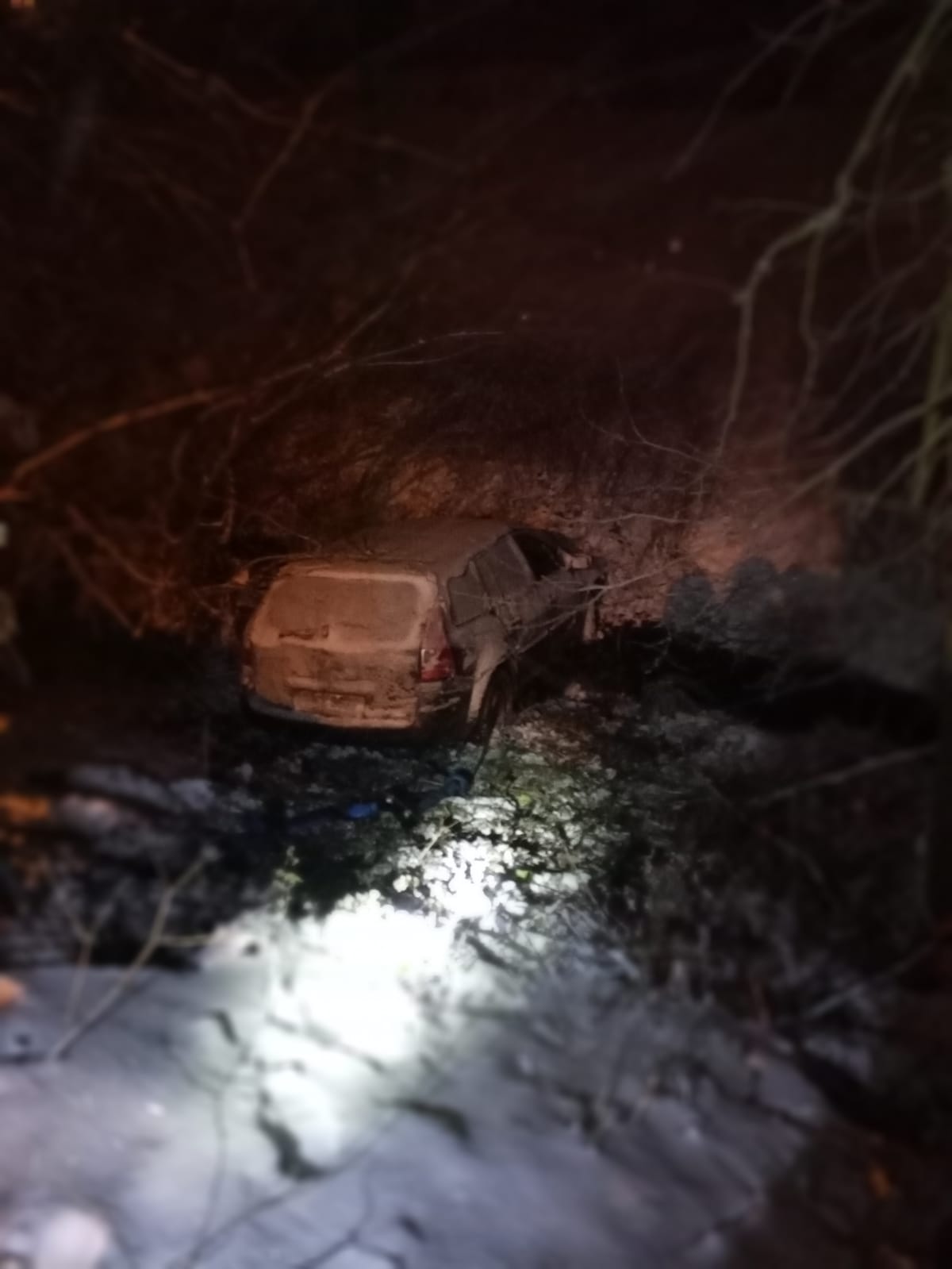 Dopravní nehoda OA, Dačice - 9. 12. 2021 (1).jpg