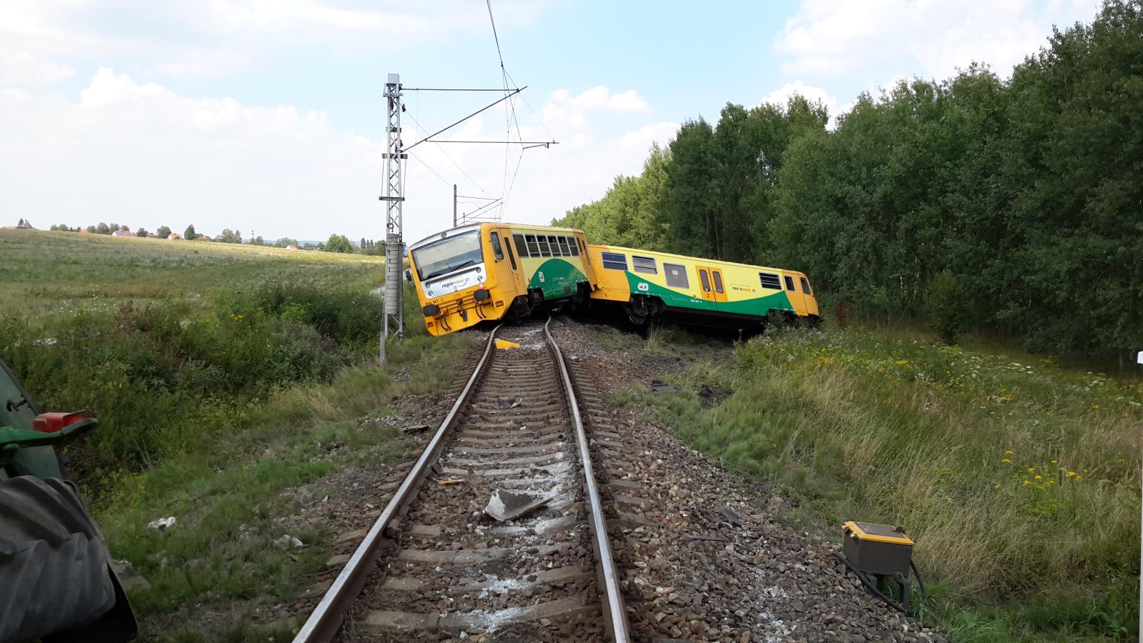 Dopravní nehoda traktor a vlak, Smrkovice - 31. 7. 2018 (5).jpg