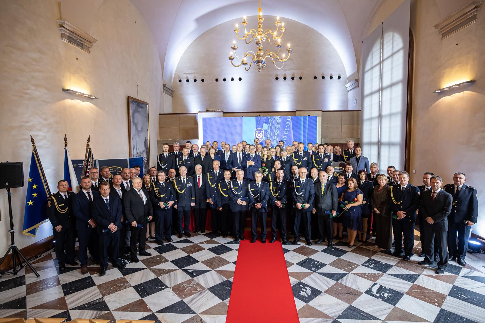 Generální ředitel hasičů předal nejvyšší ocenění Hasičského záchranného sboru České republiky