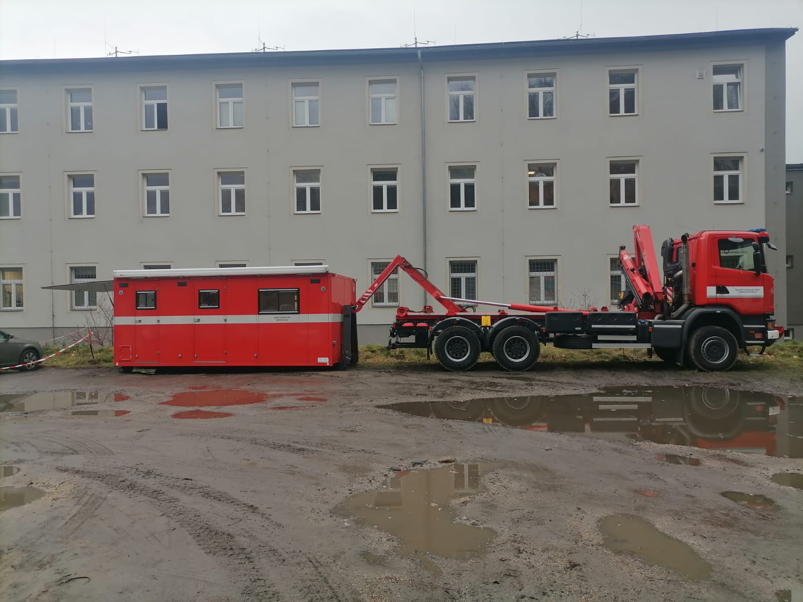 Hasiči zajistili volební stanoviště pro Covid pozitivní voliče
