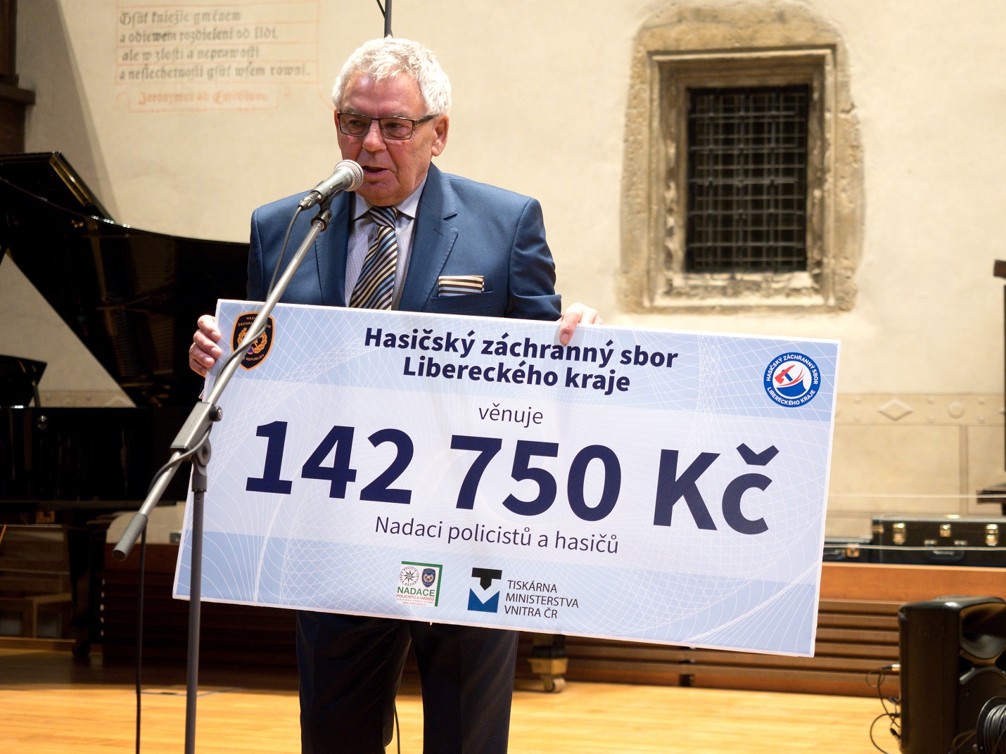 Koncert 20 let novodobé HZS ČR 14.jpg