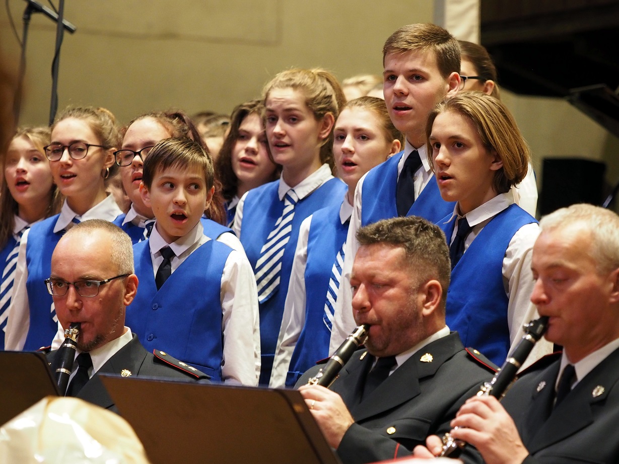 Koncert 20 let novodobé HZS ČR__13.jpg