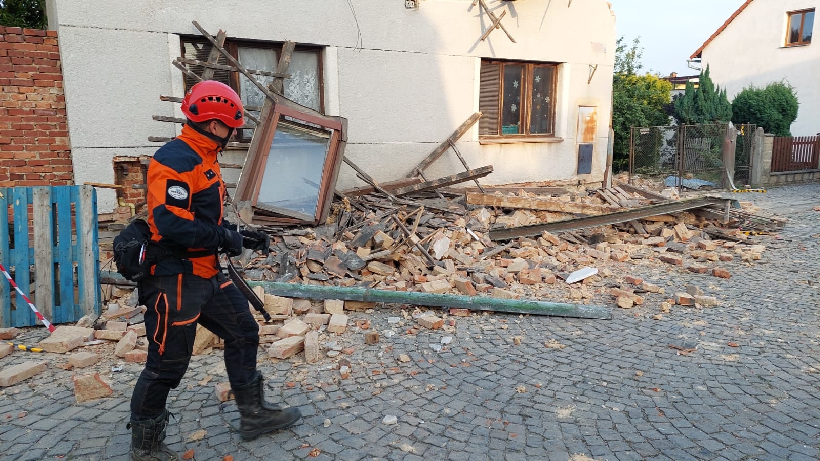 Nasazení kynologů HZS LBK v Mnichově Hradišti