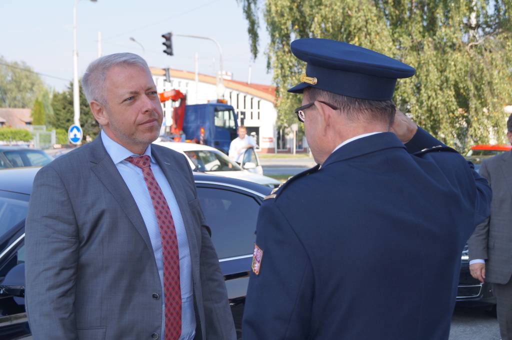 Návštěva premiéra a ministra vnitra (1).JPG