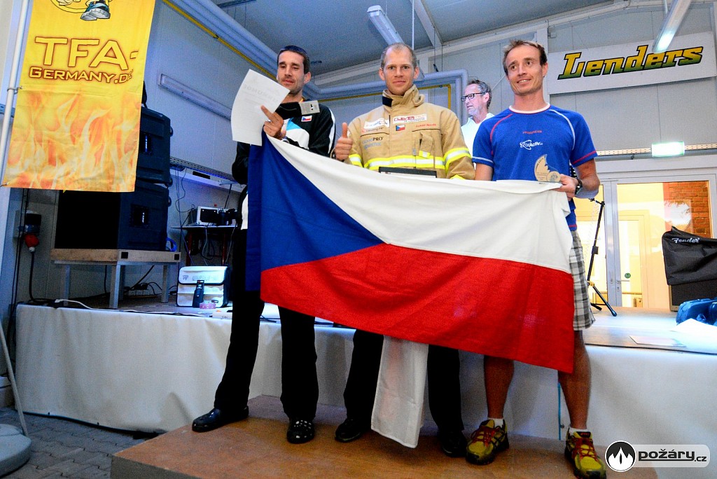 Pavel Kubín vlevo.jpg