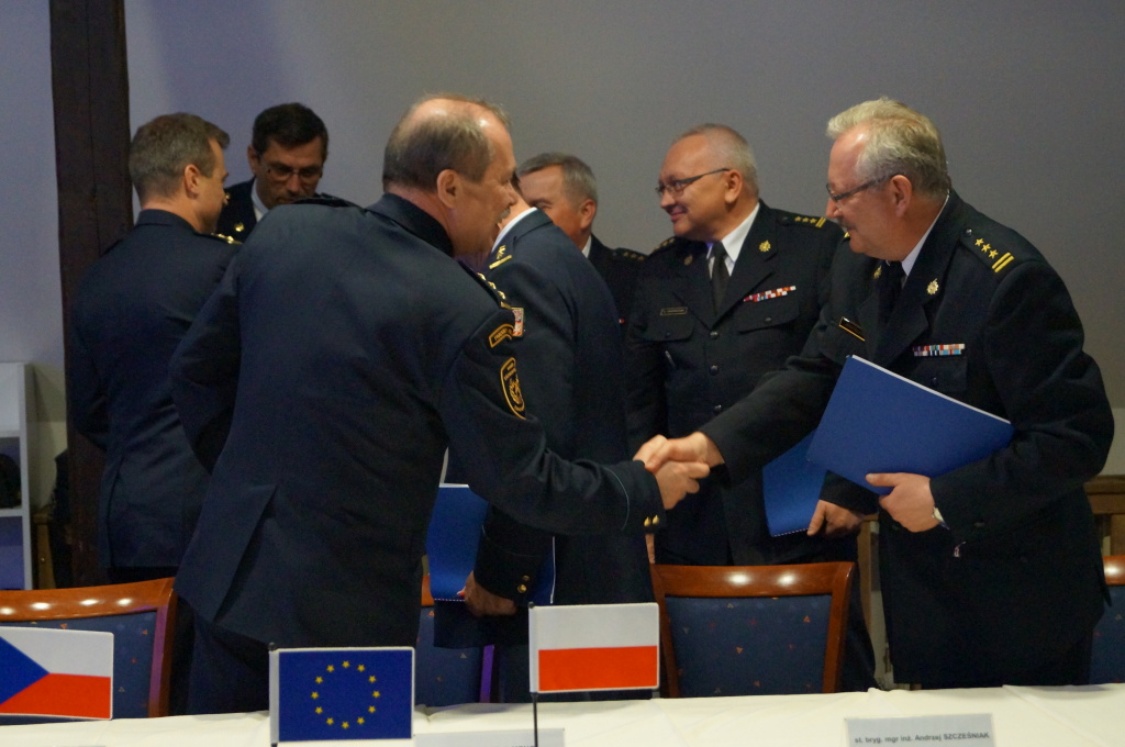 Podpis memoranda mezi ČR a PL (6).JPG