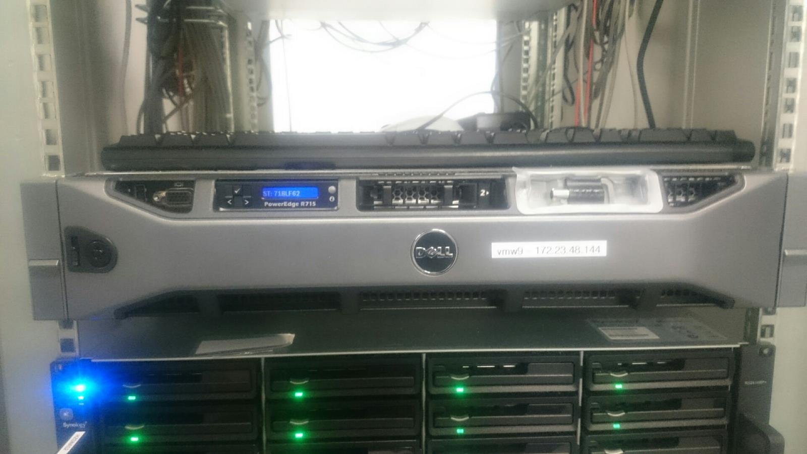 Pořízený Hardware - server.jpg