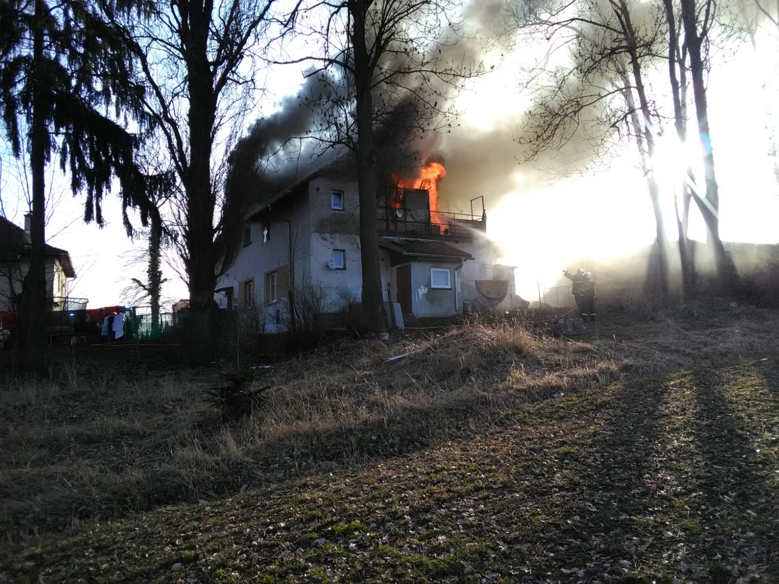 Požár domu, Strakonice - 2. 3. 2021 (4).jpg