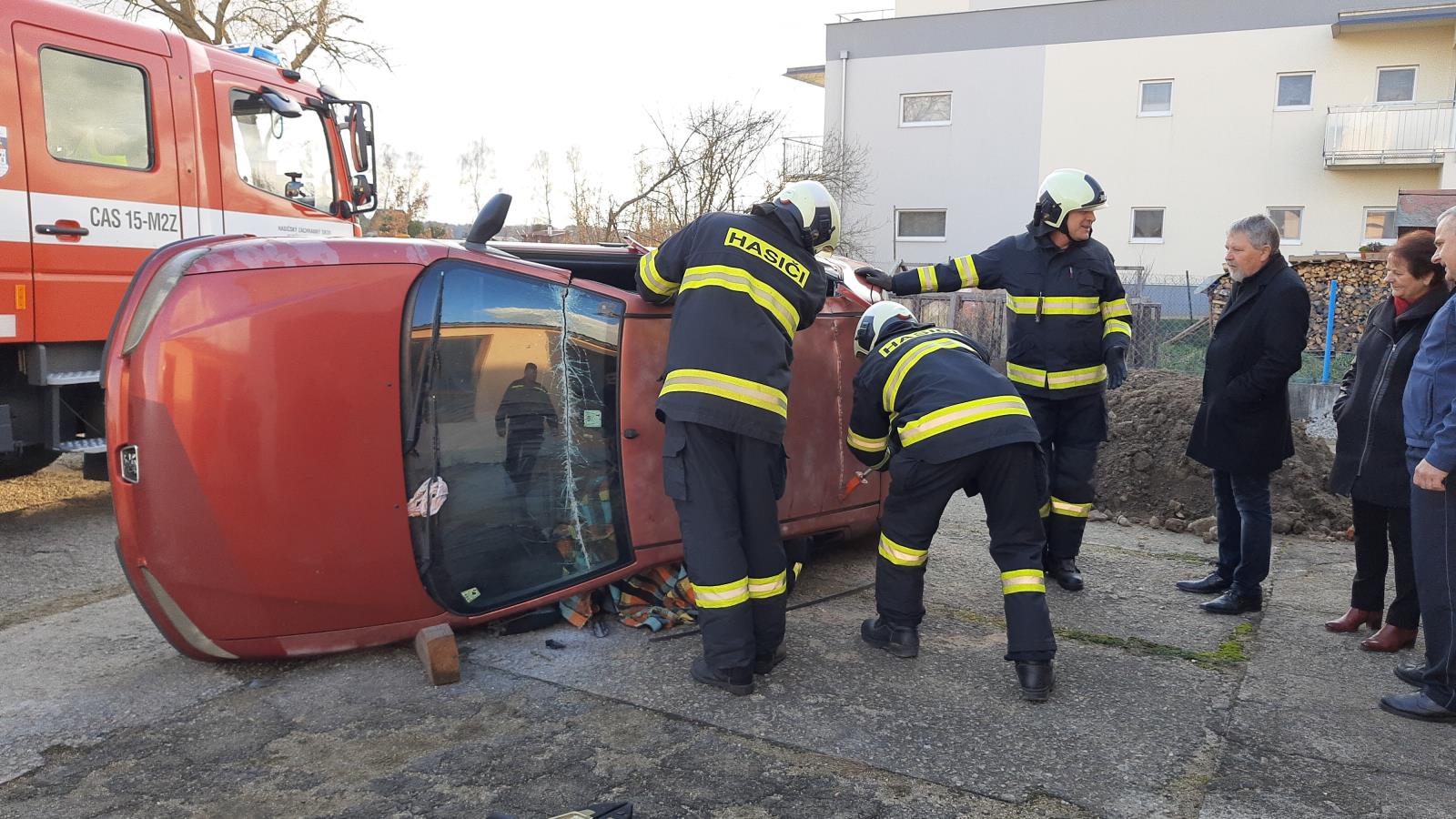 Předání daru z města Třeboň - 3. 12. 2019 (7).jpg