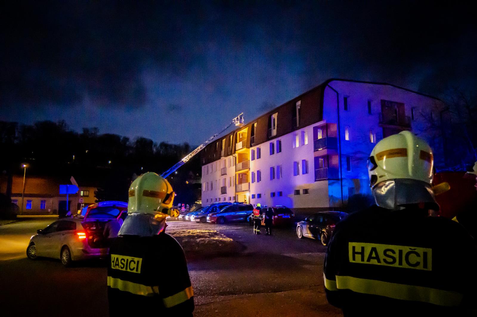 Provizorní oprava střechy - Bučovice (9).jpg