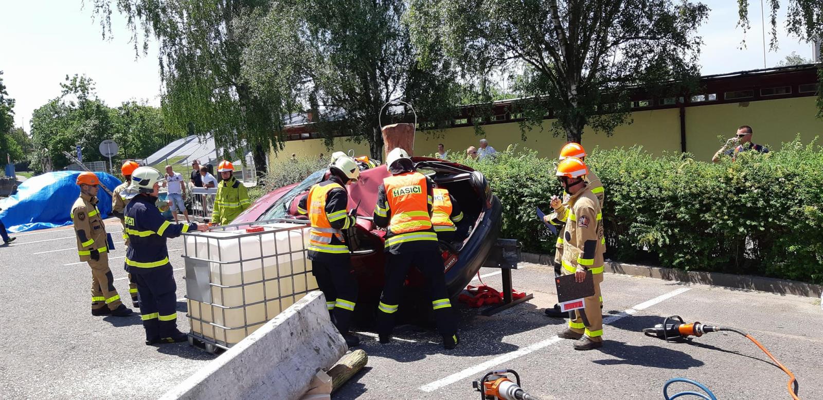 Regionální soutěž ve vyprošťování (12).jpg