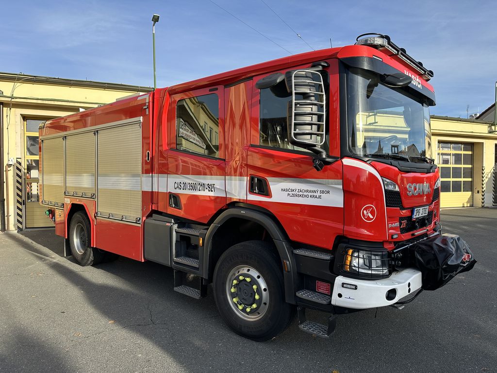 Scania.JPG