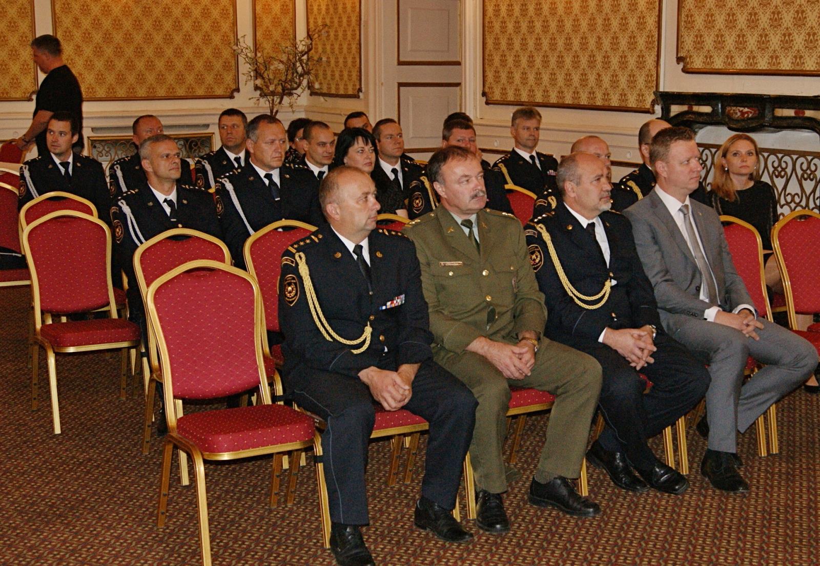 Služební medaile říjen 2018 (1).JPG