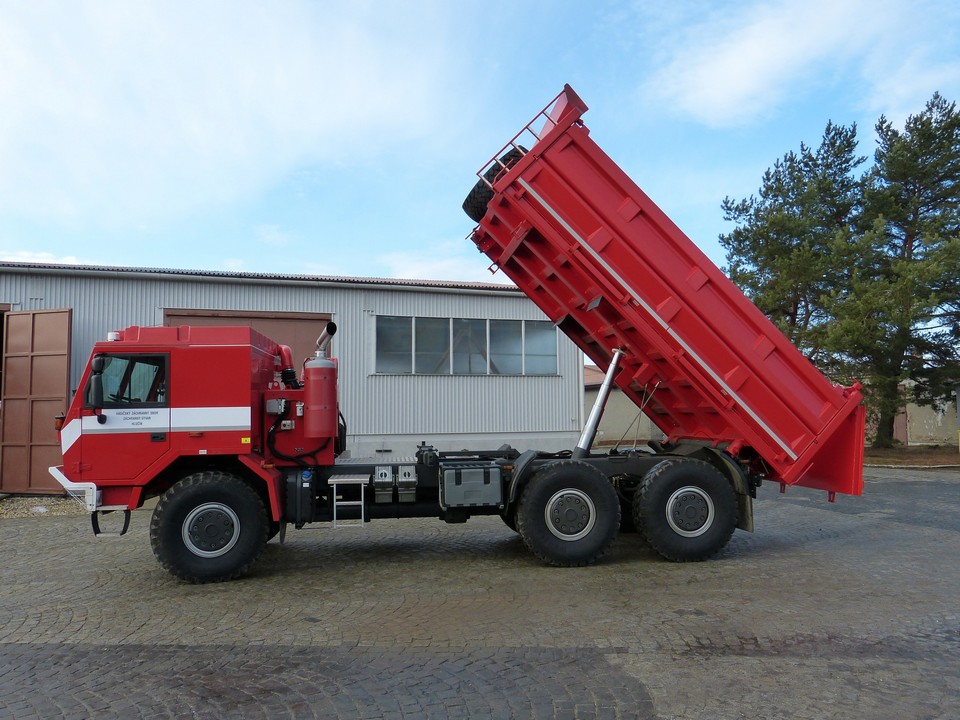 T 815-7 S3 (2).jpg